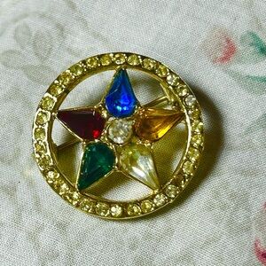 BEAUTIFUL EASTERN STAR PIN 💙🧡🤍💚❤️